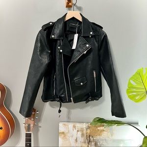 LY Varey Lin, faux leather Jacket. Black, SZ Medium.